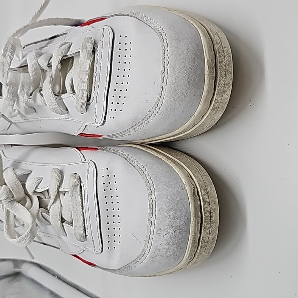 Reebok Club C Revenge Sneaker size 10 - Picture 3 of 6